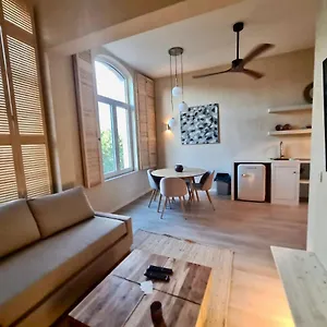 https://junior-luxe-suite-cityview.brusselshotelsbook.com